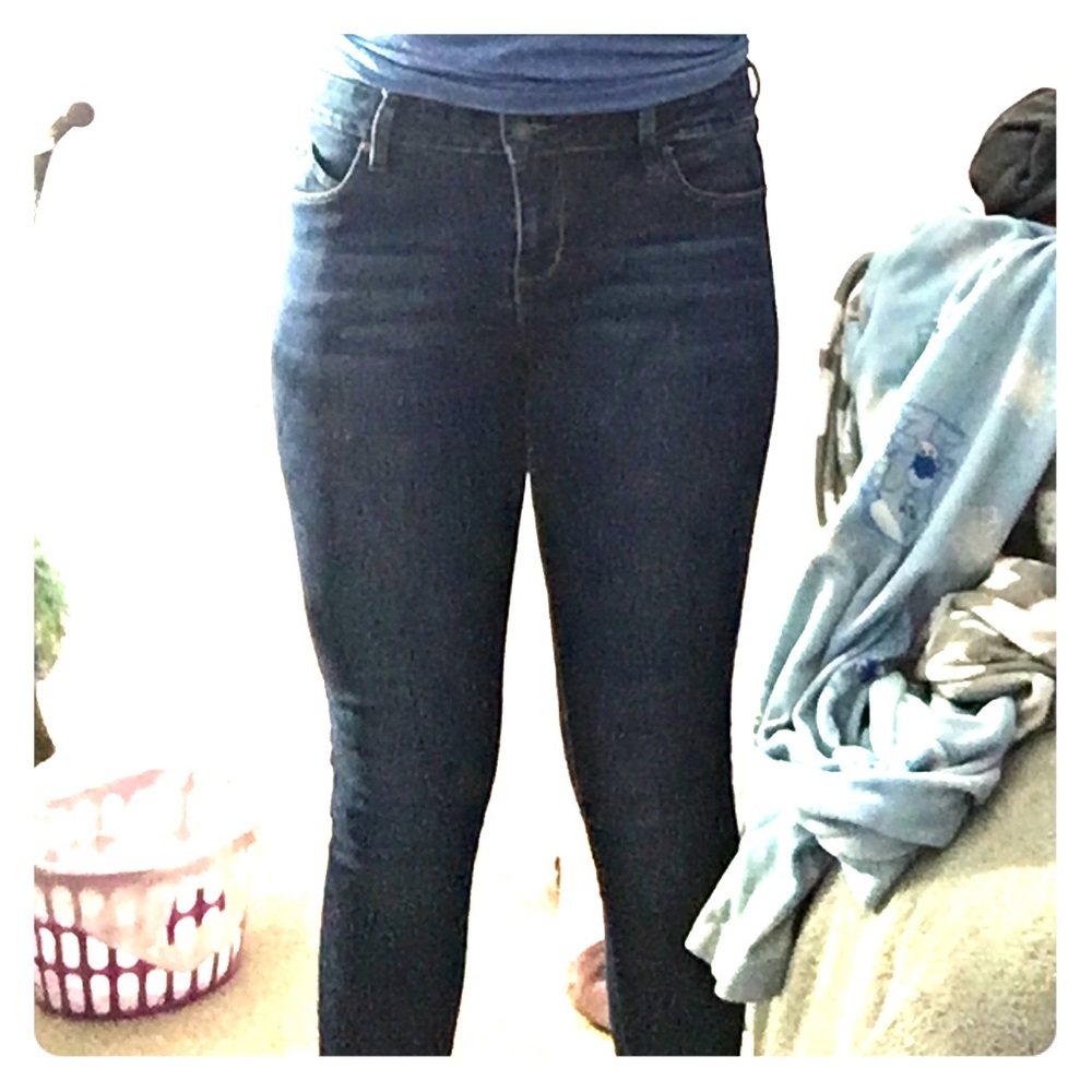 High rise blue jeans!